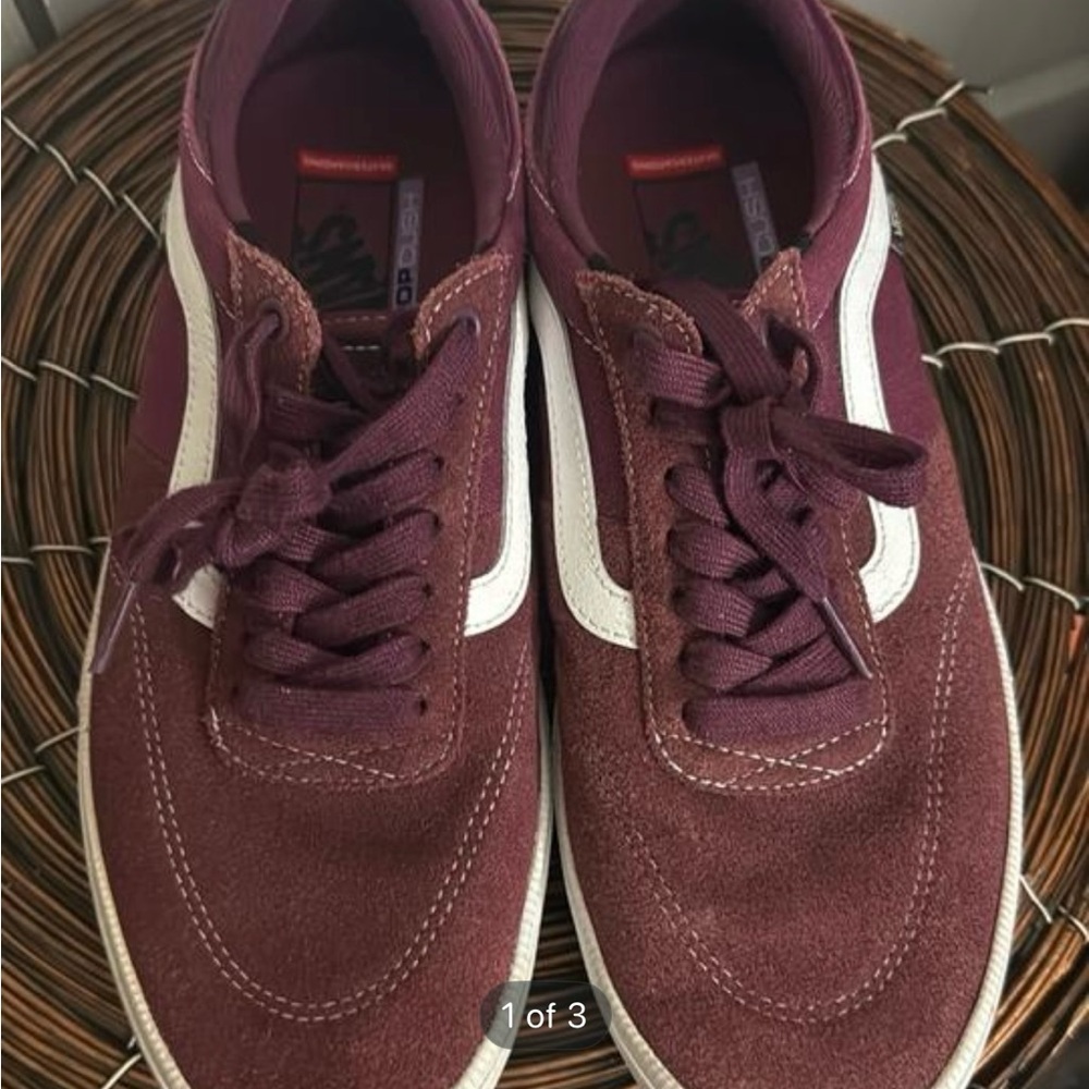 Vans Men's Maroon and White Sneakers